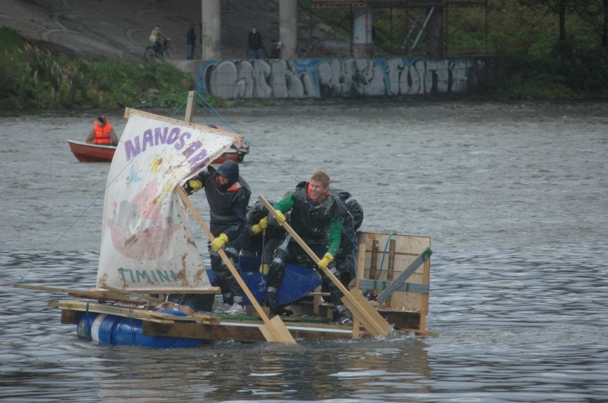 Eirik viser frem dagens bredeste glis.